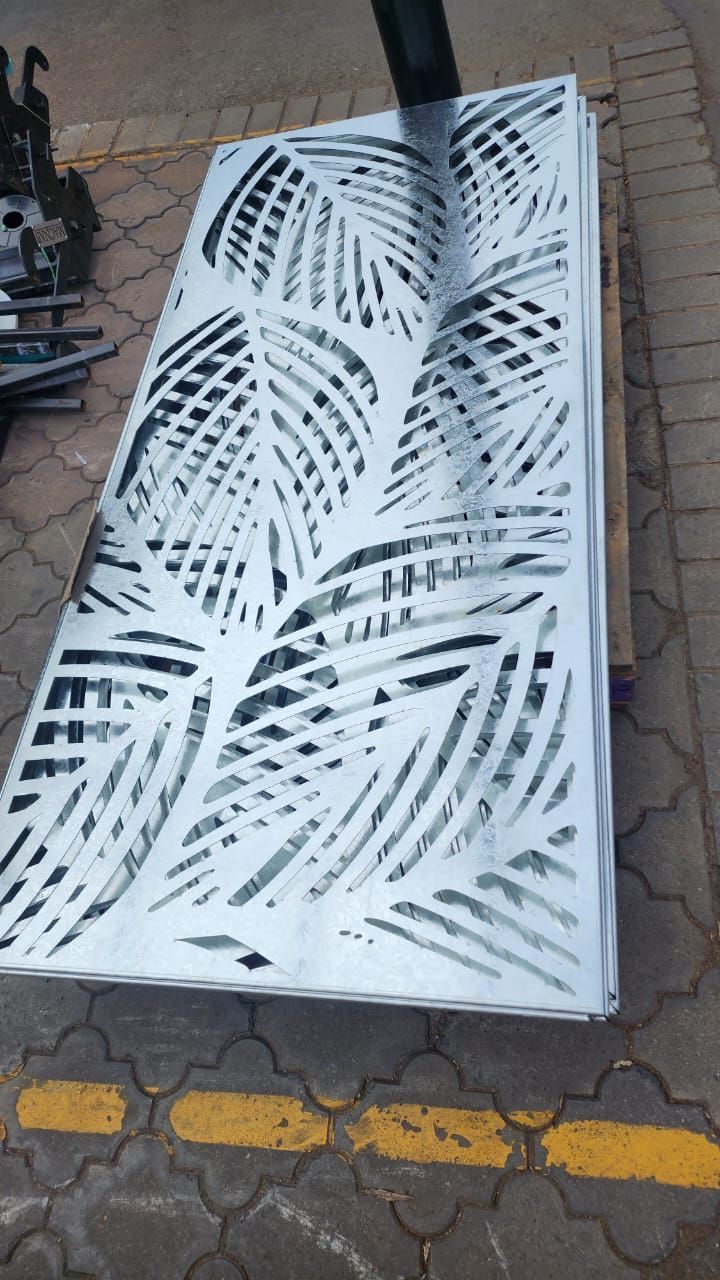 metal cut out of leaves