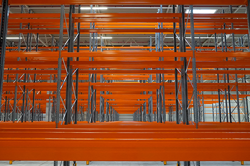 RETAIL DISPLAY FIXTURES